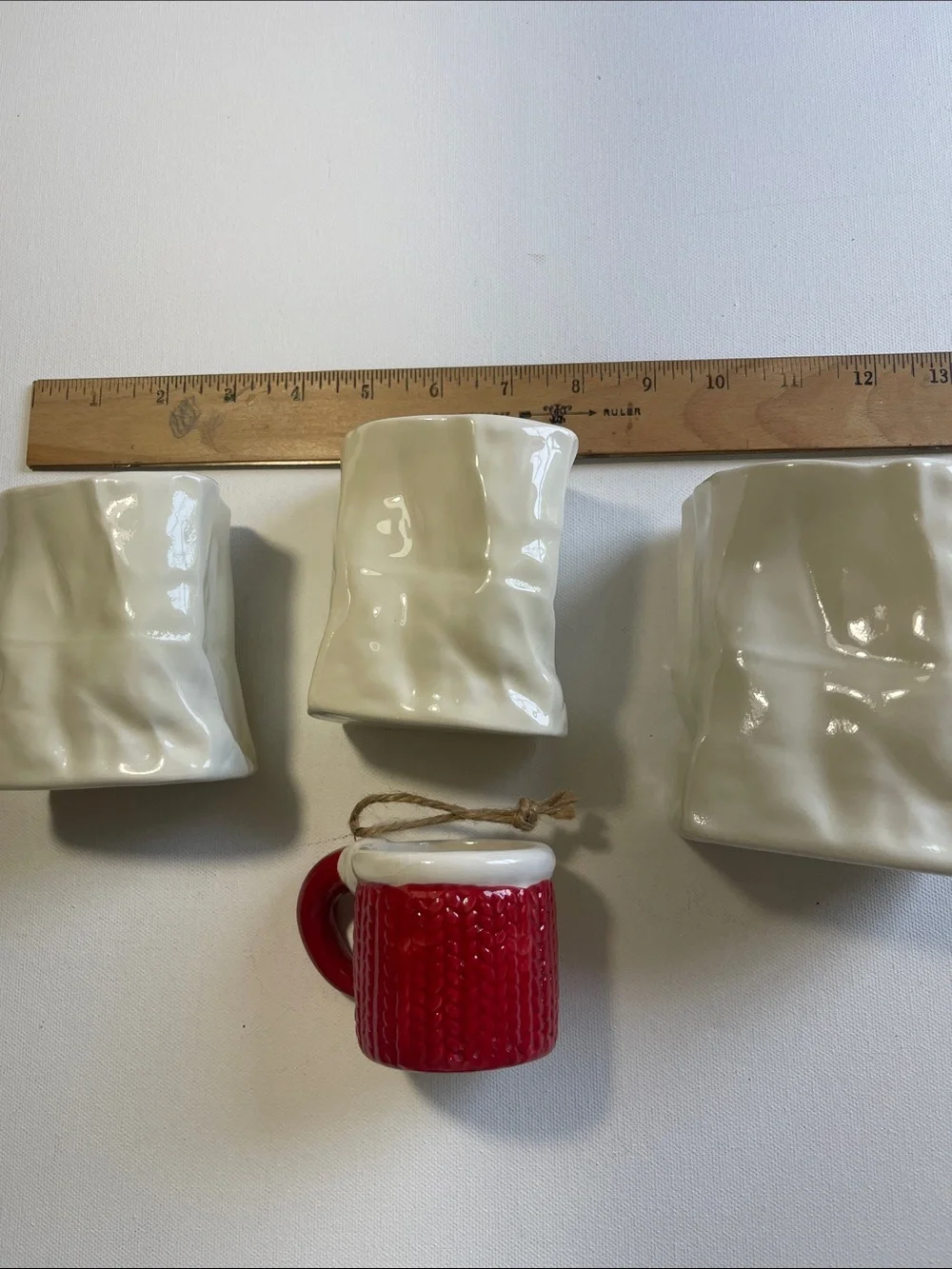 Ceramic Holiday Votive Trio with Santa Mug Ornament - White and Red